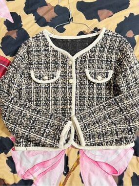 Tweeds Black and Cream Tweed Cropped Blazer